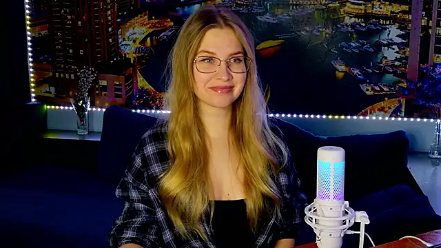 Snapshot of pusyavykusya chatting on January 10, 2025, 10:39 am pusyavykusya online show from January 10, 2025, 10:39 am