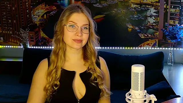 Snapshot of pusyavykusya chatting on January 31, 2025, 11:24 am pusyavykusya online show from January 31, 2025, 11:24 am