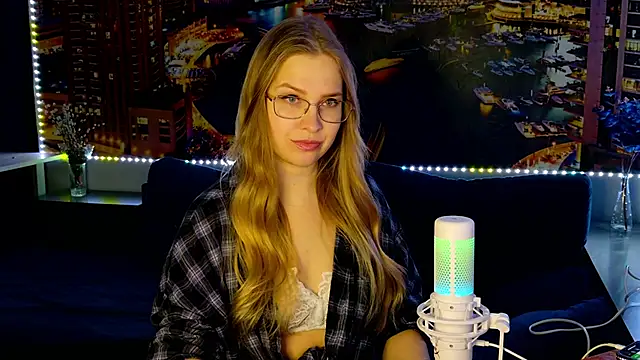 Snapshot of pusyavykusya chatting on February 7, 2025, 11:23 am pusyavykusya online show from February 7, 2025, 11:23 am