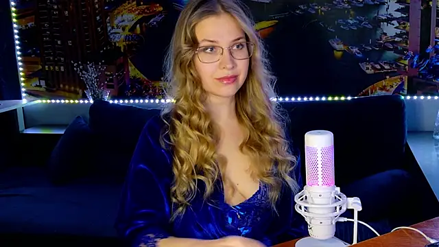 Snapshot of pusyavykusya chatting on February 16, 2025, 7:49 pm pusyavykusya online show from February 16, 2025, 7:49 pm