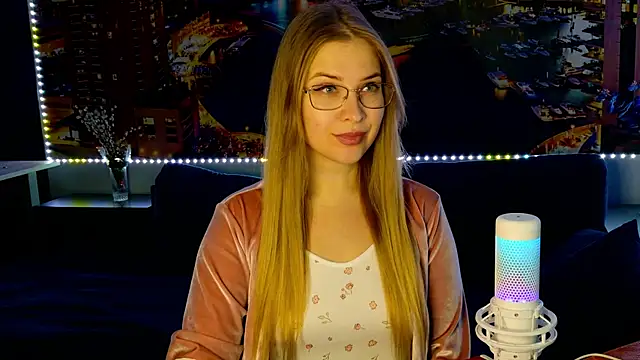 Snapshot of pusyavykusya chatting on February 23, 2025, 8:00 pm pusyavykusya online show from February 23, 2025, 8:00 pm