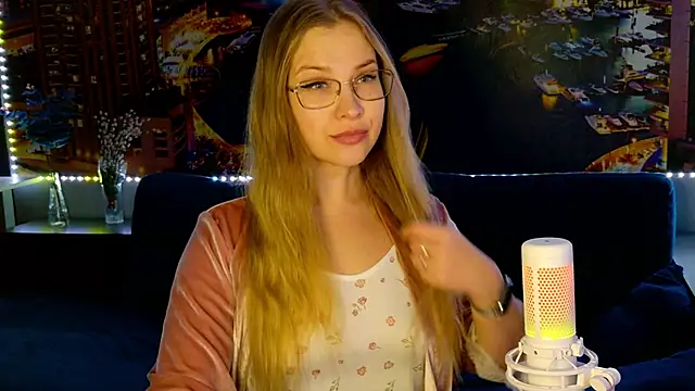 Snapshot of pusyavykusya chatting on March 10, 2025, 7:40 pm pusyavykusya online show from March 10, 2025, 7:40 pm