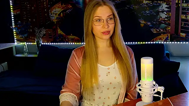 Snapshot of pusyavykusya chatting on March 12, 2025, 7:38 pm pusyavykusya online show from March 12, 2025, 7:38 pm