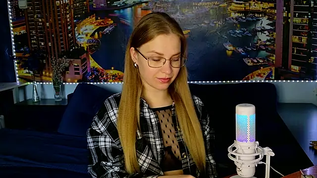 Snapshot of pusyavykusya chatting on March 17, 2025, 1:08 pm pusyavykusya online show from March 17, 2025, 1:08 pm