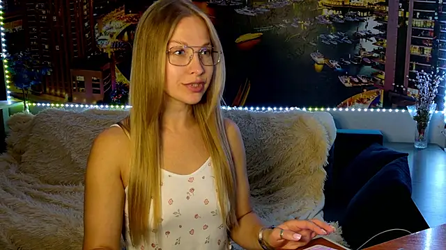 Snapshot of pusyavykusya chatting on September 10, 2025, 6:52 pm pusyavykusya online show from September 10, 2025, 6:52 pm