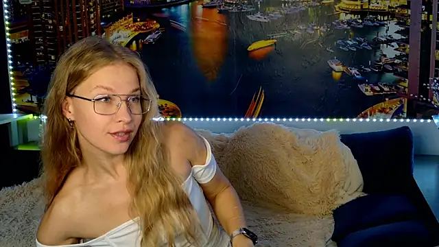 Snapshot of pusyavykusya chatting on October 16, 2025, 9:54 am pusyavykusya online show from October 16, 2025, 9:54 am