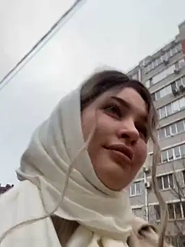 KikiWatson online show from December 28, 2024, 8:05 am