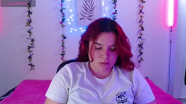 Nika 1  online show from February 8, 2025, 5:18 pm