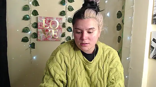 Nika 1  online show from February 6, 2026, 1:32 am