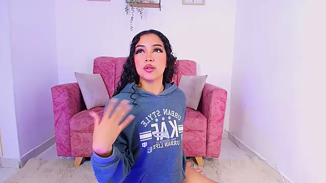 Snapshot of Sara_Jhonson chatting on September 8, 2025, 11:26 pm Sara Jhonson online show from September 8, 2025, 11:26 pm