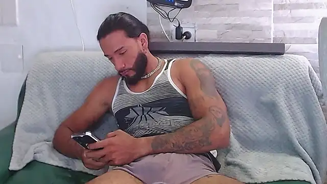  jhon connor  online show from February 3, 2026, 8:03 pm