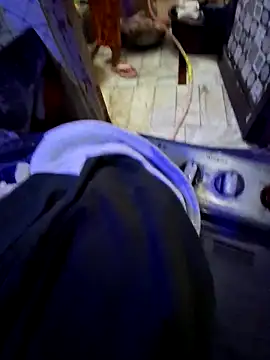 menakshiiikaur online show from November 30, 2025, 12:47 am