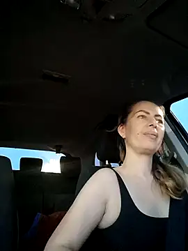 Snapshot of uber_babe chatting on January 6, 2025, 3:19 pm uber babe online show from January 6, 2025, 3:19 pm