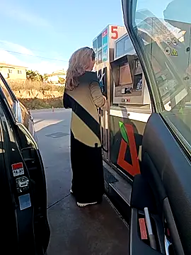 Snapshot of uber_babe chatting on February 11, 2026, 8:08 am uber babe online show from February 11, 2026, 8:08 am