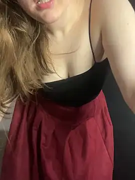 Topvi  online show from February 17, 2025, 7:21 pm