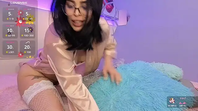 AlessiaVal  online show from September 27, 2025, 2:55 pm