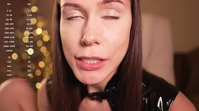 Snapshot of avelyssa chatting on December 11, 2024, 3:37 pm avelyssa online show from December 11, 2024, 3:37 pm