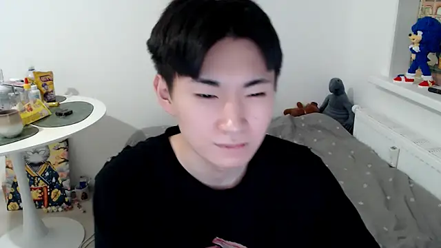 Miram Yu online show from November 16, 2025, 2:50 am