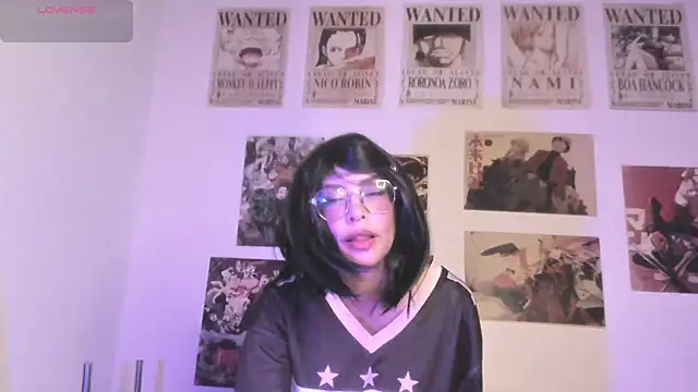 Luna-Chann online show from April 7, 2026, 9:26 pm