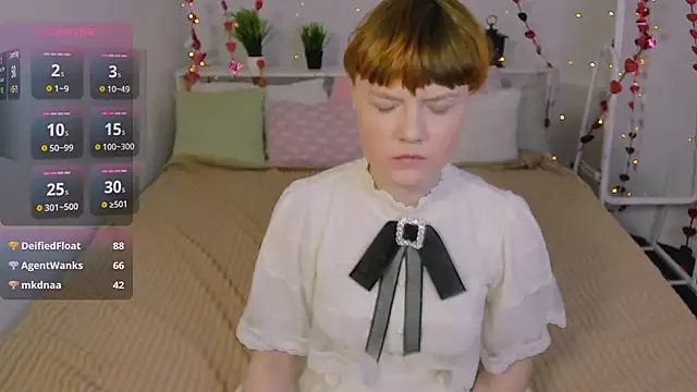 DreamyLuna online show from January 22, 2025, 12:06 am