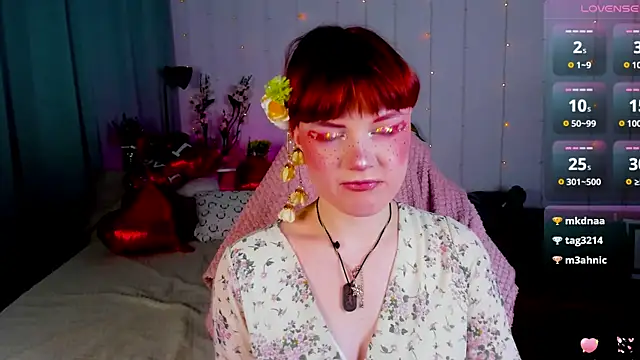 DreamyLuna online show from February 5, 2025, 12:31 am