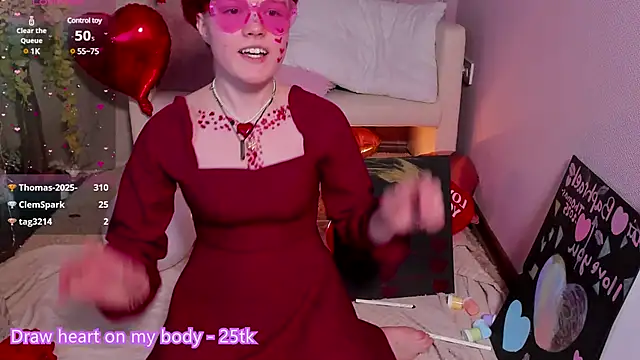 DreamyLuna online show from February 14, 2025, 11:42 pm