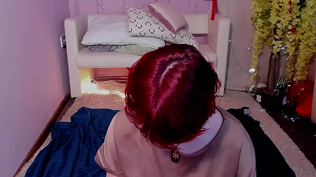 DreamyLuna online show from March 2, 2025, 8:40 pm