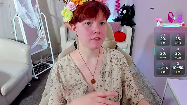 DreamyLuna online show from October 23, 2025, 8:29 pm