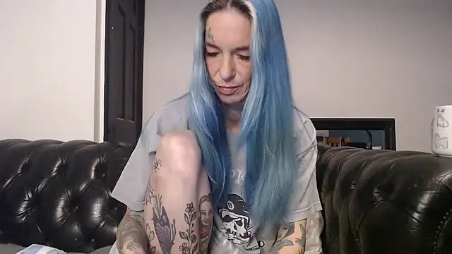 Snapshot of RavenryderUK chatting on January 6, 2025, 8:50 pm RavenryderUK online show from January 6, 2025, 8:50 pm