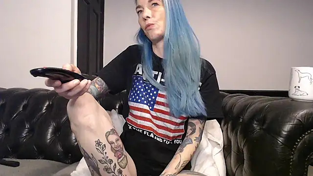 Snapshot of RavenryderUK chatting on January 29, 2025, 9:39 pm RavenryderUK online show from January 29, 2025, 9:39 pm