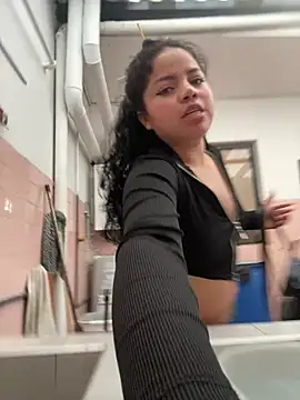 Elaa euphoria online show from January 9, 2025, 10:20 pm