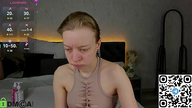 Snapshot of Michelle_Blond chatting on February 6, 2026, 9:12 am Michelle Blond online show from February 6, 2026, 9:12 am