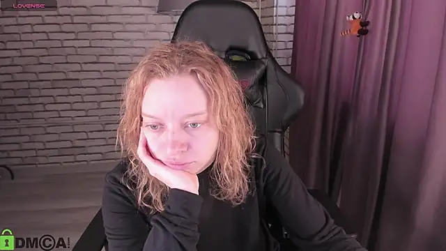 Snapshot of Michelle_Blond chatting on February 26, 2026, 7:07 am Michelle Blond online show from February 26, 2026, 7:07 am