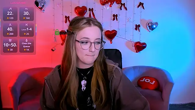 luna berryy online show from February 28, 2026, 8:32 pm