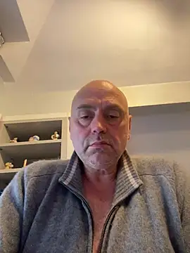 pantomax online show from March 16, 2026, 4:44 pm