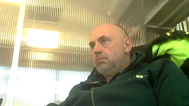 Snapshot of pantomax chatting on April 24, 2026, 10:18 am pantomax online show from April 24, 2026, 10:18 am