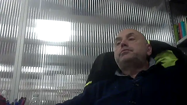 Snapshot of pantomax chatting on May 5, 2026, 12:29 am pantomax online show from May 5, 2026, 12:29 am