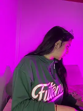 Cassie-millers online show from December 4, 2024, 1:20 pm