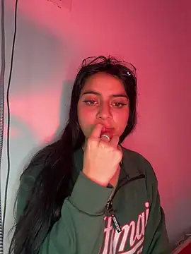 Cassie-millers online show from December 4, 2024, 4:27 pm