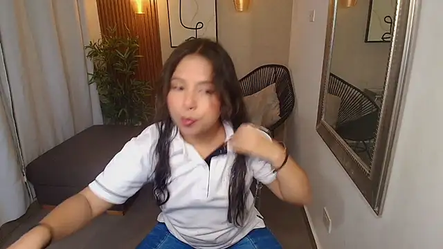 Sharlotte Milk online show from September 22, 2025, 11:01 am