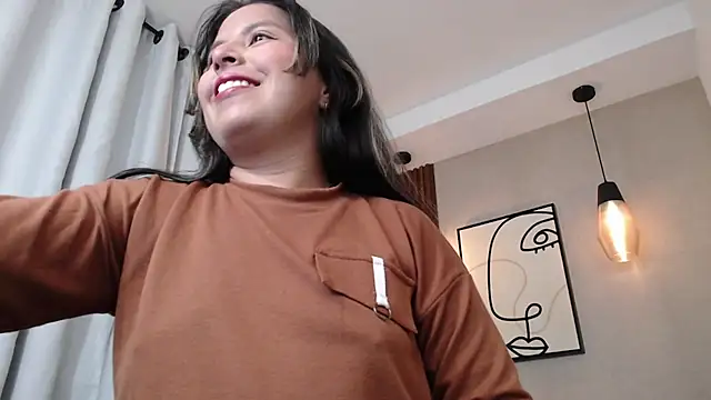 Sharlotte Milk online show from October 6, 2025, 11:07 am