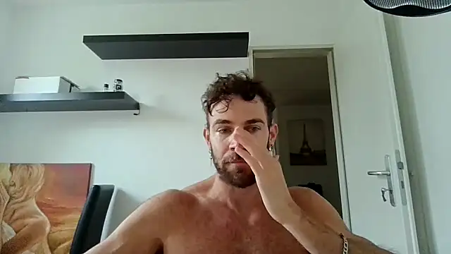 alpha-hunk online show from October 1, 2025, 8:20 am