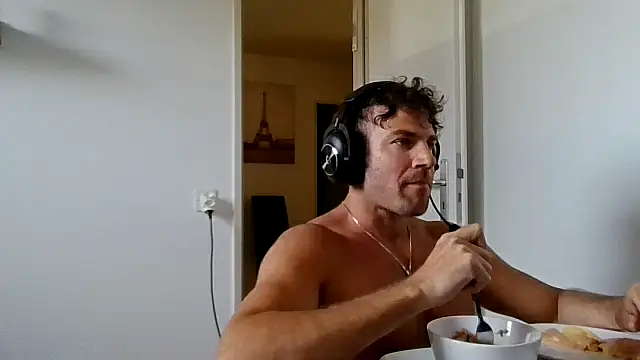 Snapshot of alpha-hunk chatting on April 27, 2026, 2:04 pm alpha-hunk online show from April 27, 2026, 2:04 pm