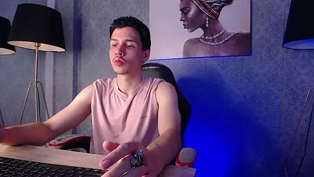 Sr Magnus  online show from February 9, 2025, 4:04 am