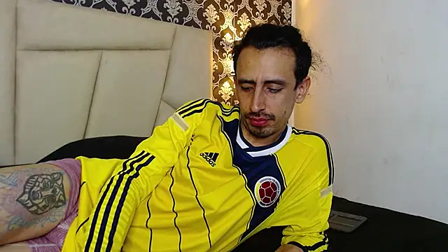 Sr Magnus  online show from March 11, 2025, 10:40 am