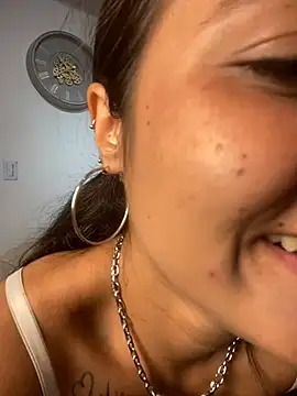 Kyna euphoria online show from February 1, 2025, 3:41 am