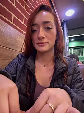 ariiel  online show from January 19, 2025, 11:43 pm