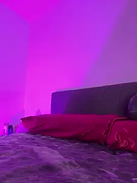 ariiel  online show from March 2, 2025, 10:59 pm