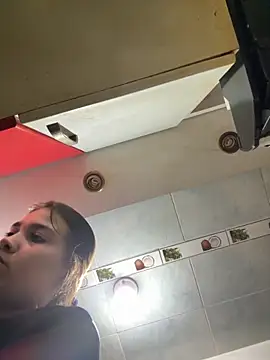 aurora divine online show from October 1, 2025, 10:49 pm