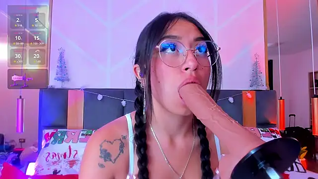 MadyJackson online show from December 1, 2025, 11:37 am